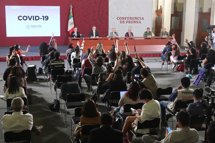 El Gobierno de México decidió ampliar la suspensión de actividades hasta el 30 de abril por COVID-19. (Foto: EFE)