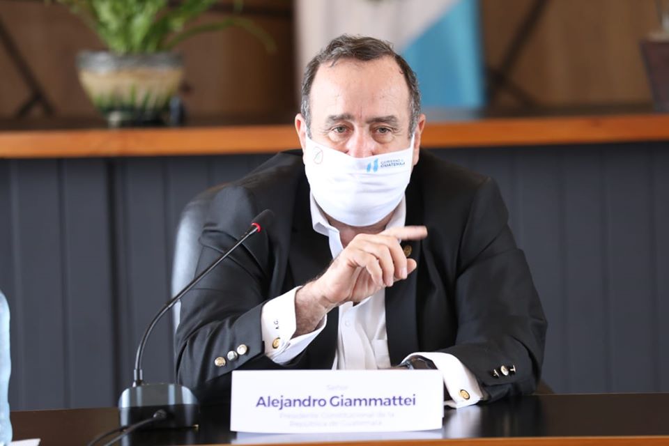 Caso comunitario: Presidente Alejandro Giammattei