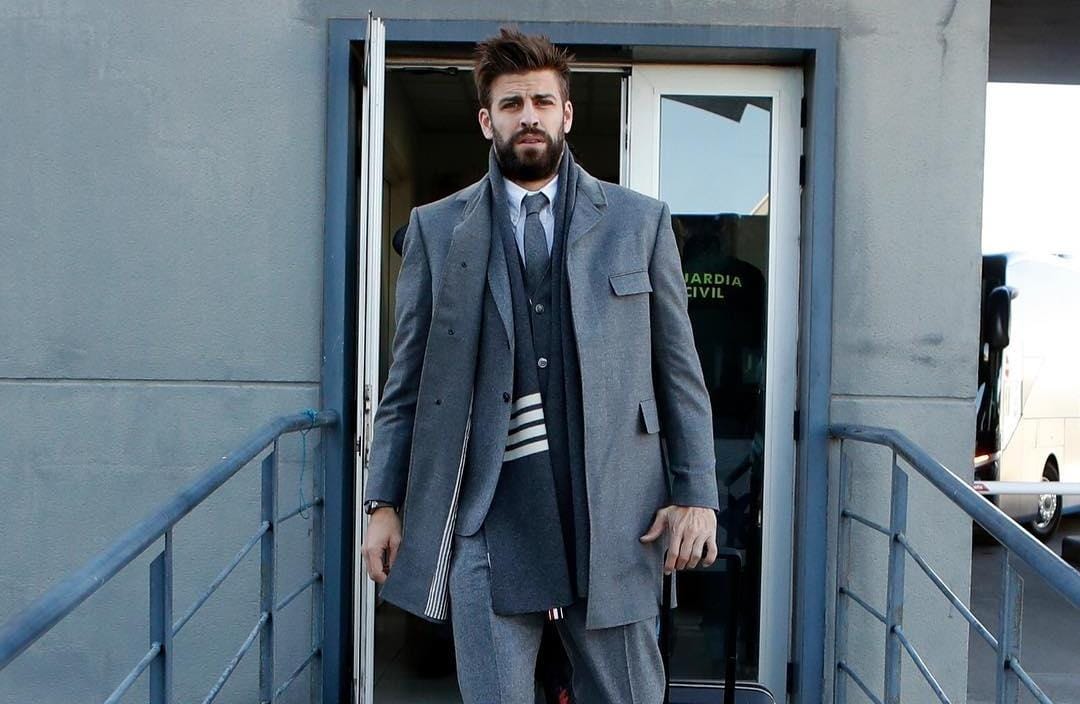 La Federación Española de Fútbol (RFEF) pactó con la empresa Kosmos, de la que el jugador del Barcelona Gerard Piqué es copropietario, una comisión millonaria por el traslado de la Supercopa de España a Arabia Saudí; esto según informó el diario español El Confidencial.