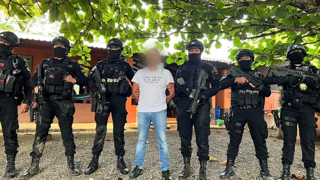 Ei Ministerio Público (MP), coordinó con la Policía Nacional Civil (PNC) la captura con fines de extradición de José Manuel Pineda Martínez, también conocido como “SR5”.