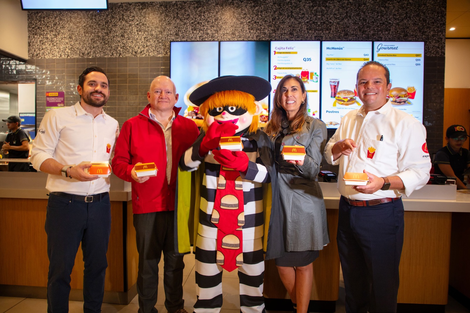 McDonald’s invita a probar sus hamburguesas de siempre mejor que nunca