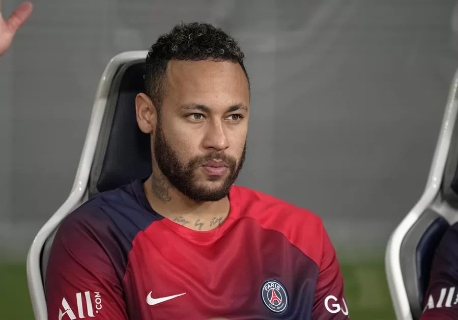 El Paris Saint-Germain (PSG) y el Al-Hilal saudí ultiman los detalles de un acuerdo por alrededor de 90 millones de euros para el traspaso del brasileño Neymar. Este podría quedar cerrado en cuestión de horas, ya que tan solo restan los últimos flecos.