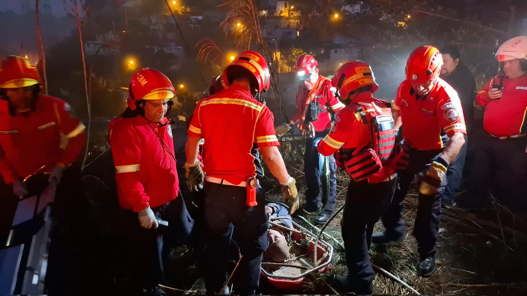 El Gobierno de Guatemala se solidarizó con las familias de las víctimas mortales del accidente que ocurrió durante la madrugada en la Calzada La Paz.
