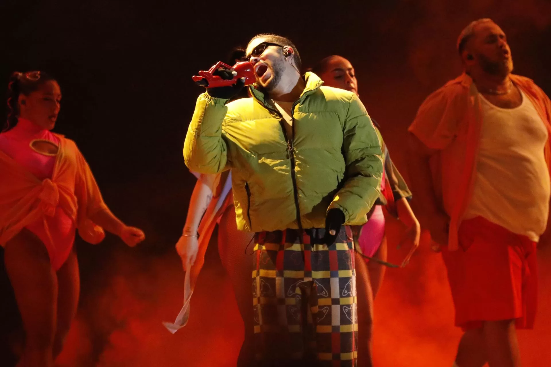 Bad Bunny rompe récord histórico de ventas en México con ocho fechas agotadas