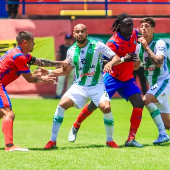 Antigua y Municipal abren este miércoles la final del Clausura con duelo de técnicos argentinos