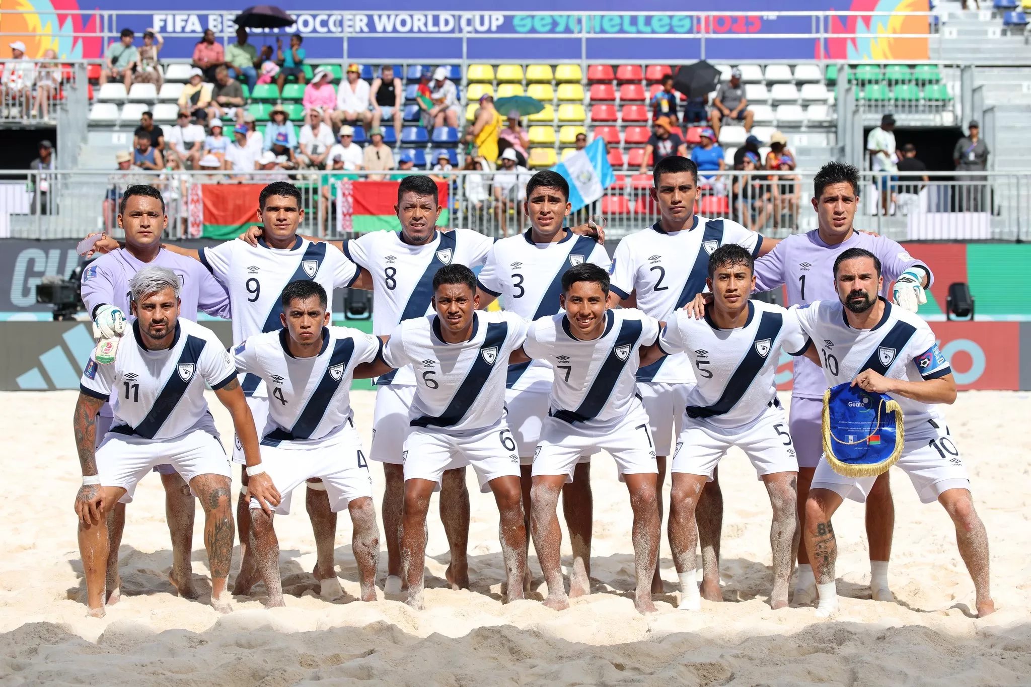 La Selección de Futbol Playa de Guatemala cerró su histórica participación en el Mundial de la FIFA con una derrota ante Bielorrusia por marcador de 12-3 en la última jornada del grupo A.