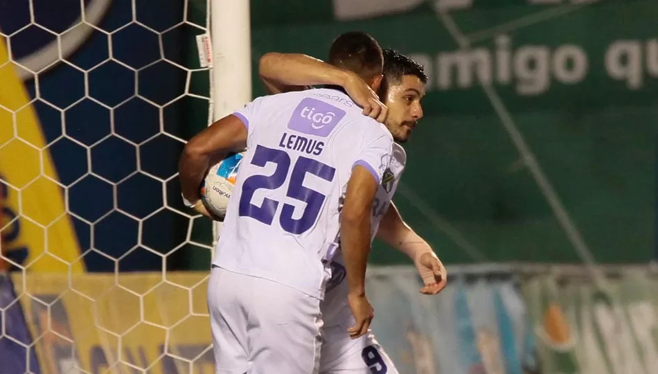 Liga sanciona a Comunicaciones por invasión tras eliminación en cuartos