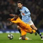 Pep Guardiola, técnico del Manchester City, ha elegido a Bernardo Silva como nuevo capitán del equipo, acabando con la tradición de que fueran los propios futbolistas los que lo escogieran.