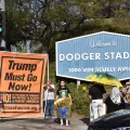 Dodgers destinan un millón de dólares a familias afectadas por redadas migratorias